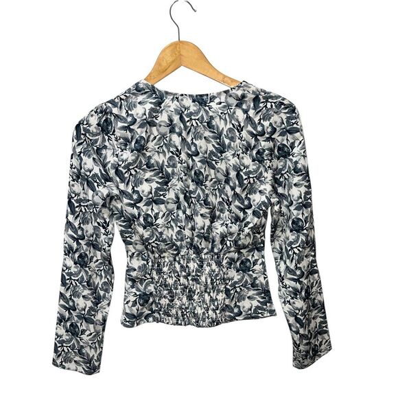 Abercrombie & Fitch Long Sleeve Deep V Blouse Small Fruit Toile Print Smocked - Picture 2 of 7